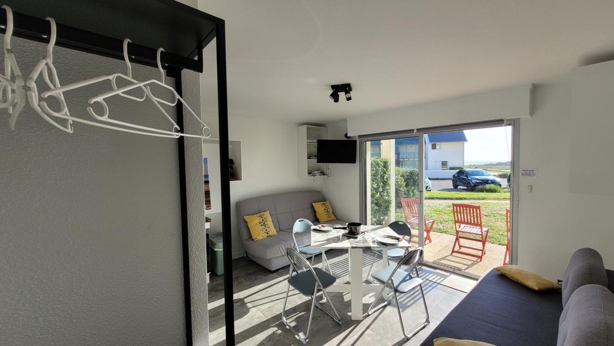 Update Location Lanester Exterior foto