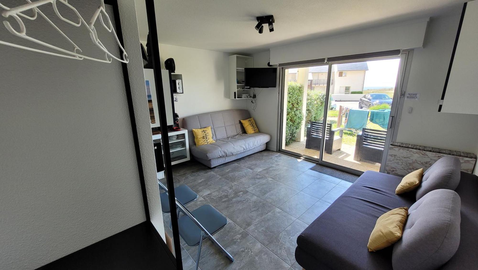 Update Location Lanester Exterior foto